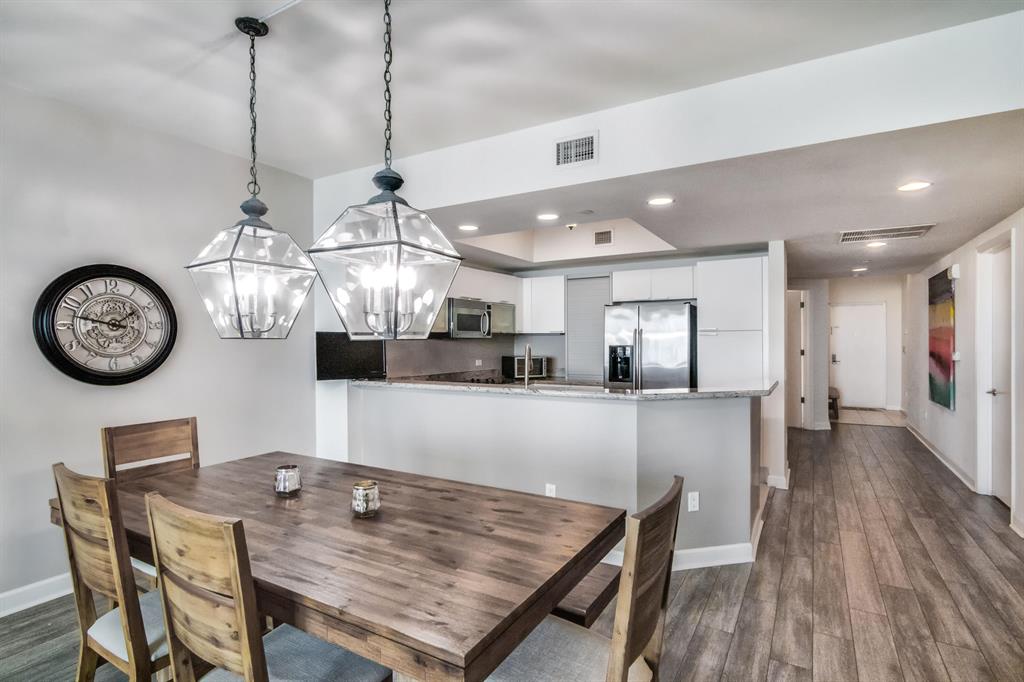 2650 Lake Shore Drive Unit: 2203