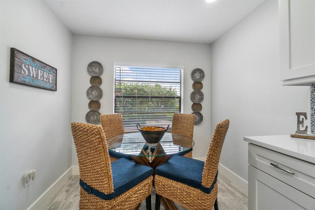 40 Stratford Lane W Unit: 40e