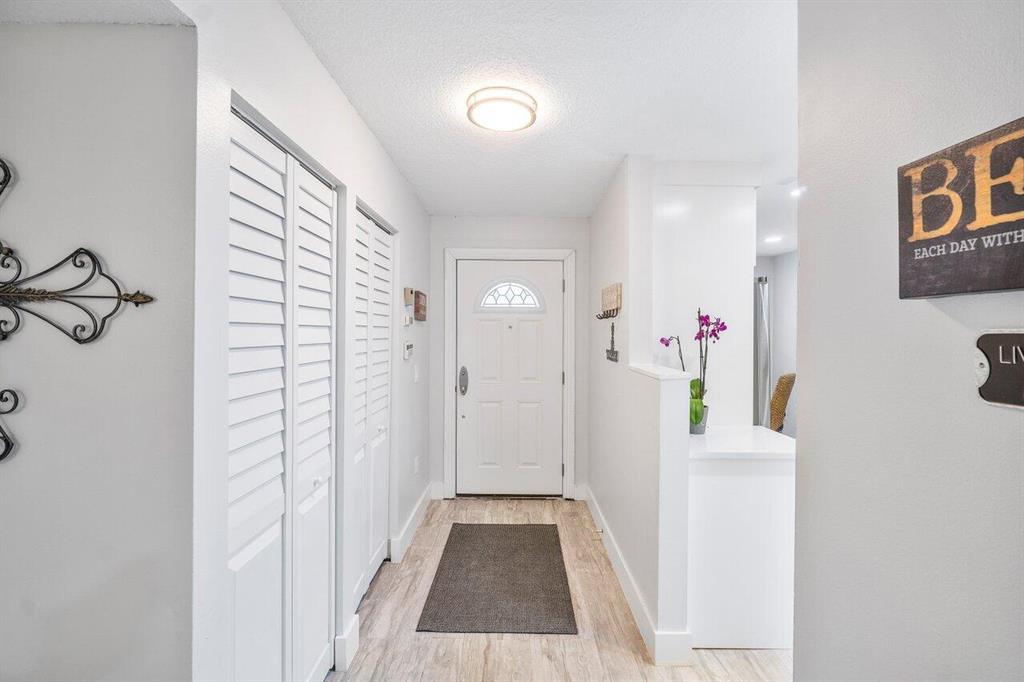 40 Stratford Lane W Unit: 40e