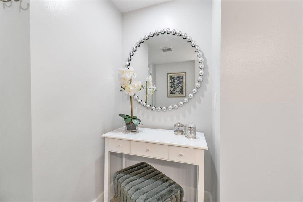 40 Stratford Lane W Unit: 40e
