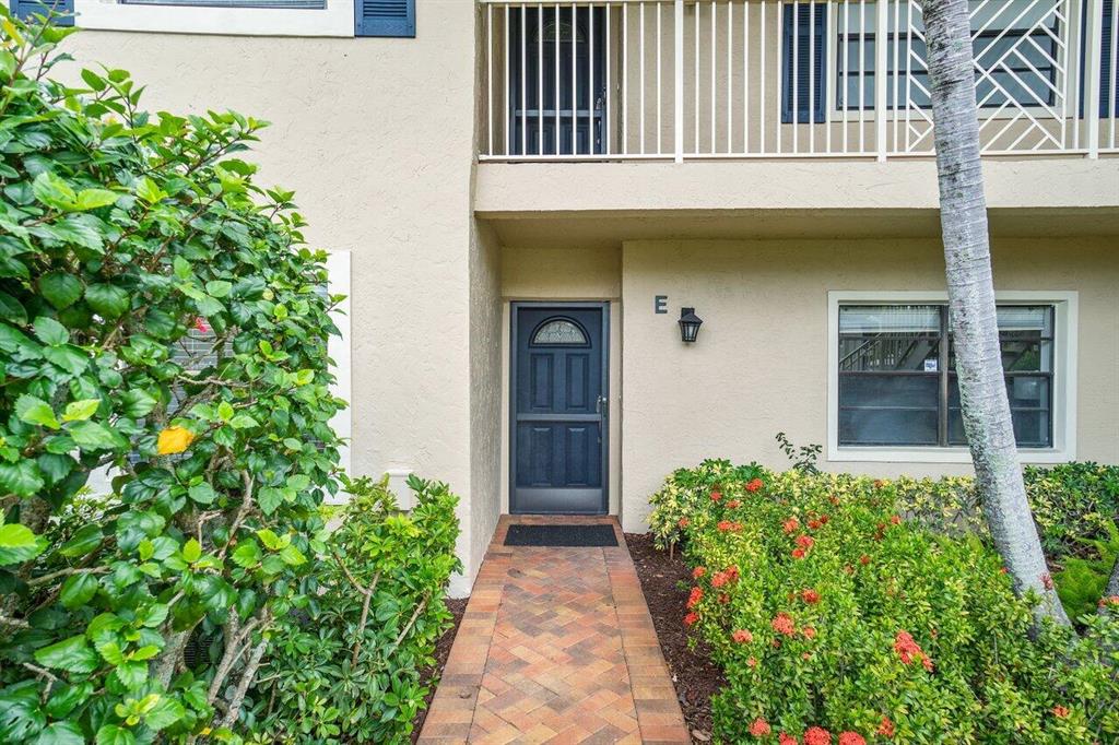 40 Stratford Lane W Unit: 40e