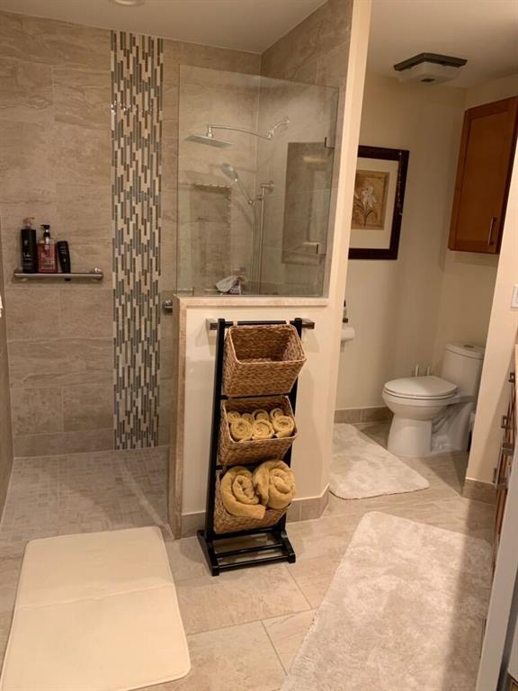 5 E Lexington Lane E Unit: A