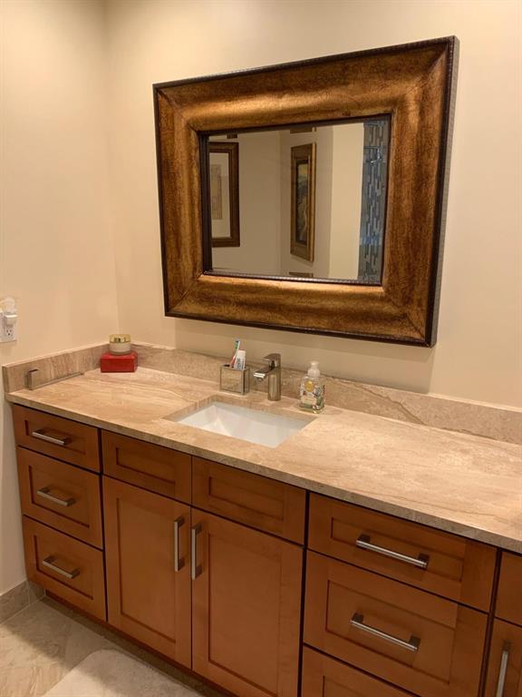 5 E Lexington Lane E Unit: A