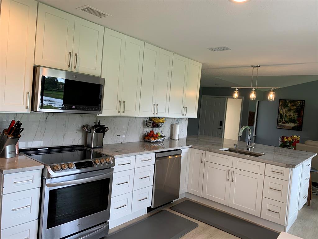 5 E Lexington Lane E Unit: A