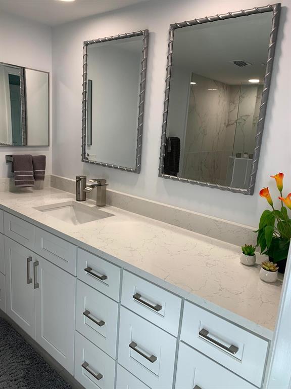 5 E Lexington Lane E Unit: A