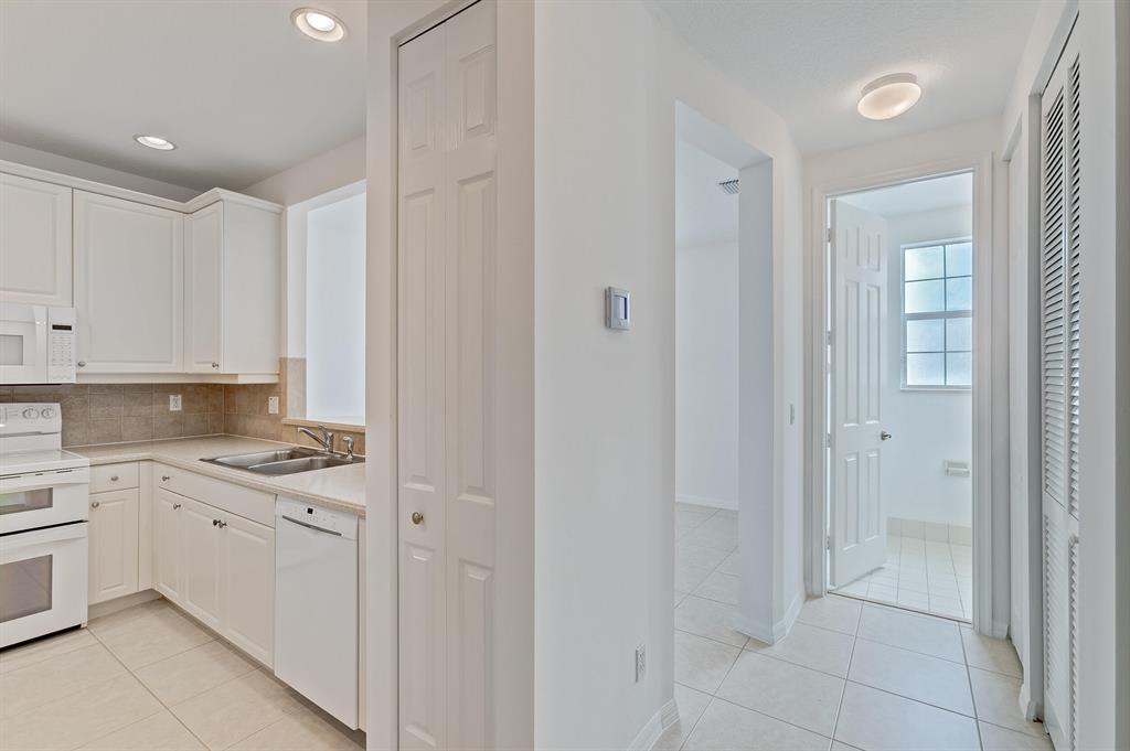 1448 Corbison Point Place