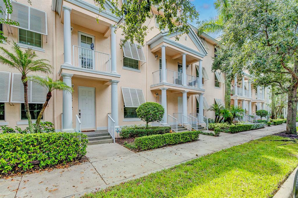 1448 Corbison Point Place