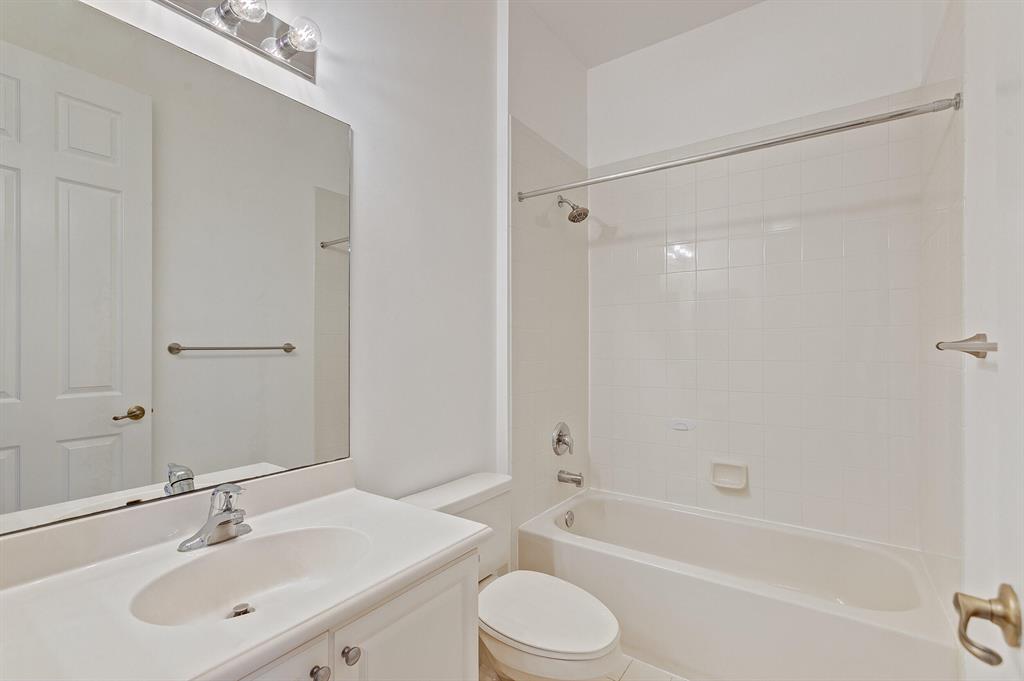 1448 Corbison Point Place