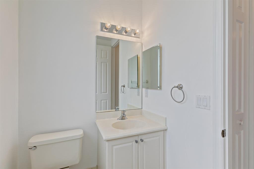 1448 Corbison Point Place