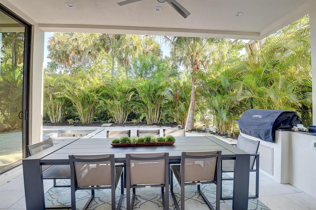 753 Park Drive W