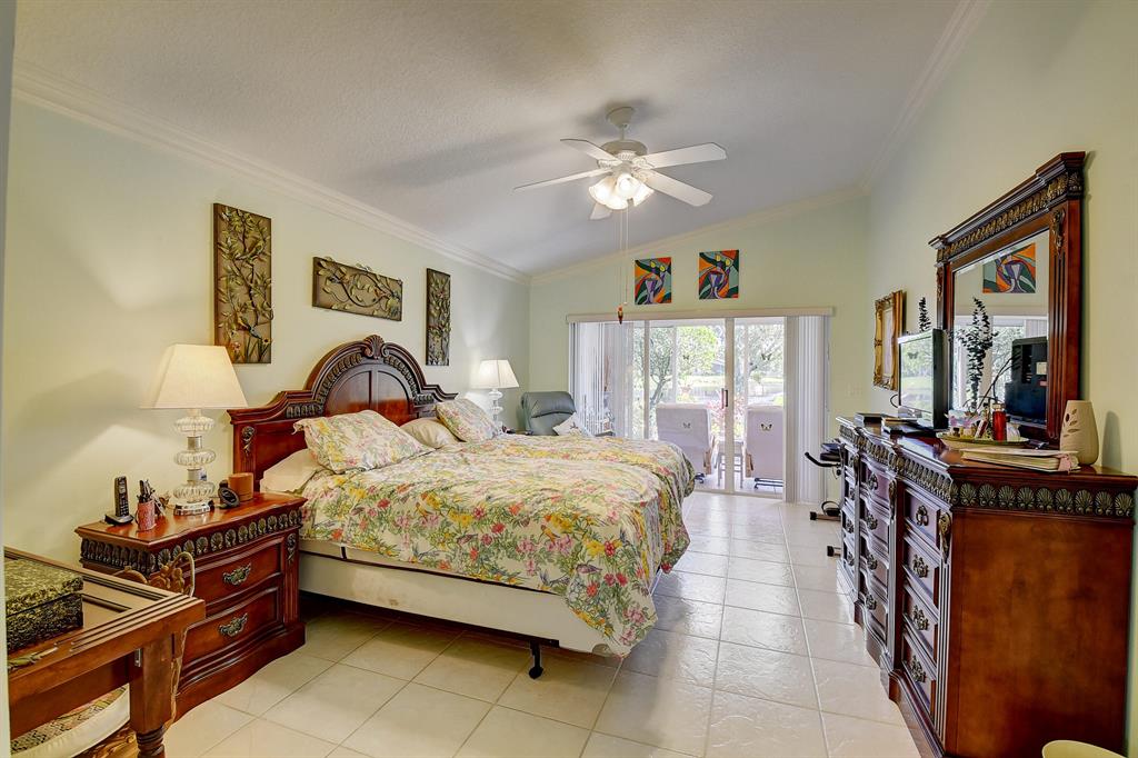 5881 Royal Club Drive