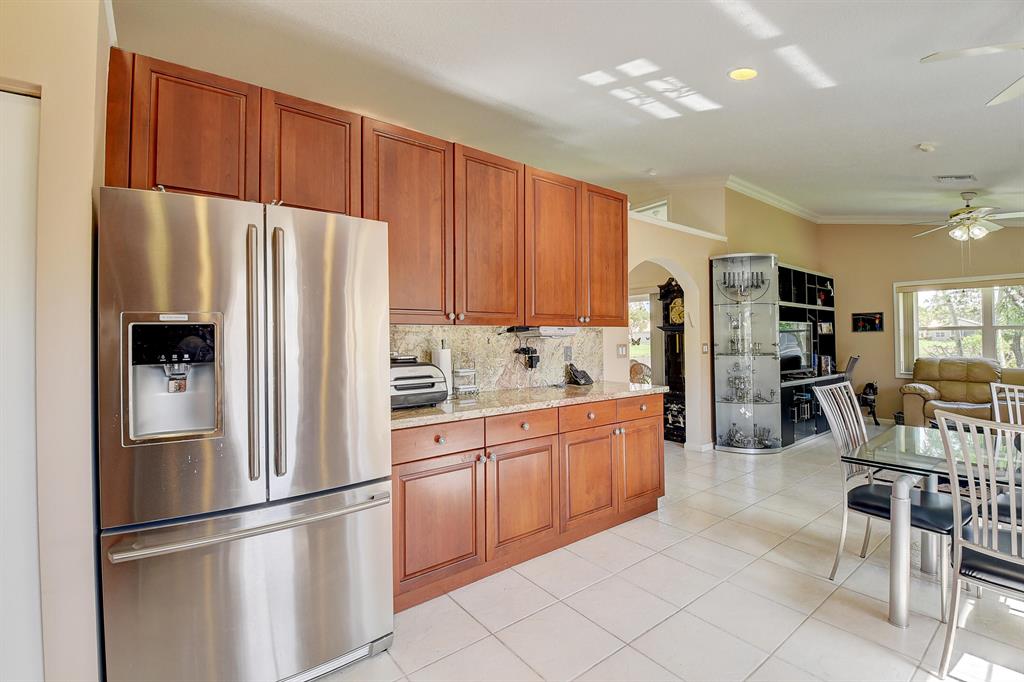 5881 Royal Club Drive