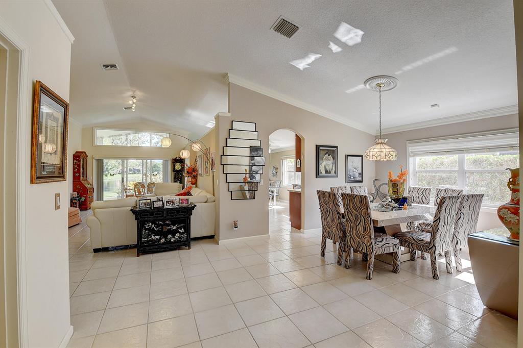 5881 Royal Club Drive