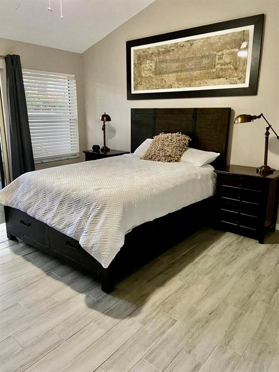 2053 NW 52nd Street