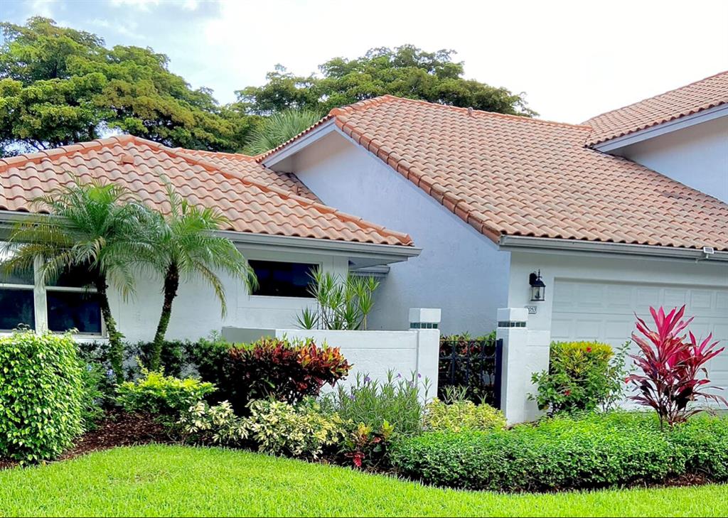 2053 NW 52nd Street