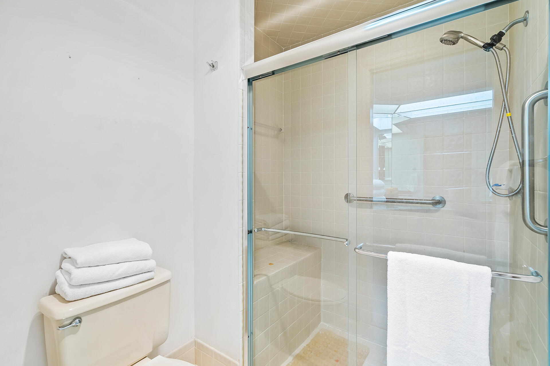11121 Rios Road Unit: Rd