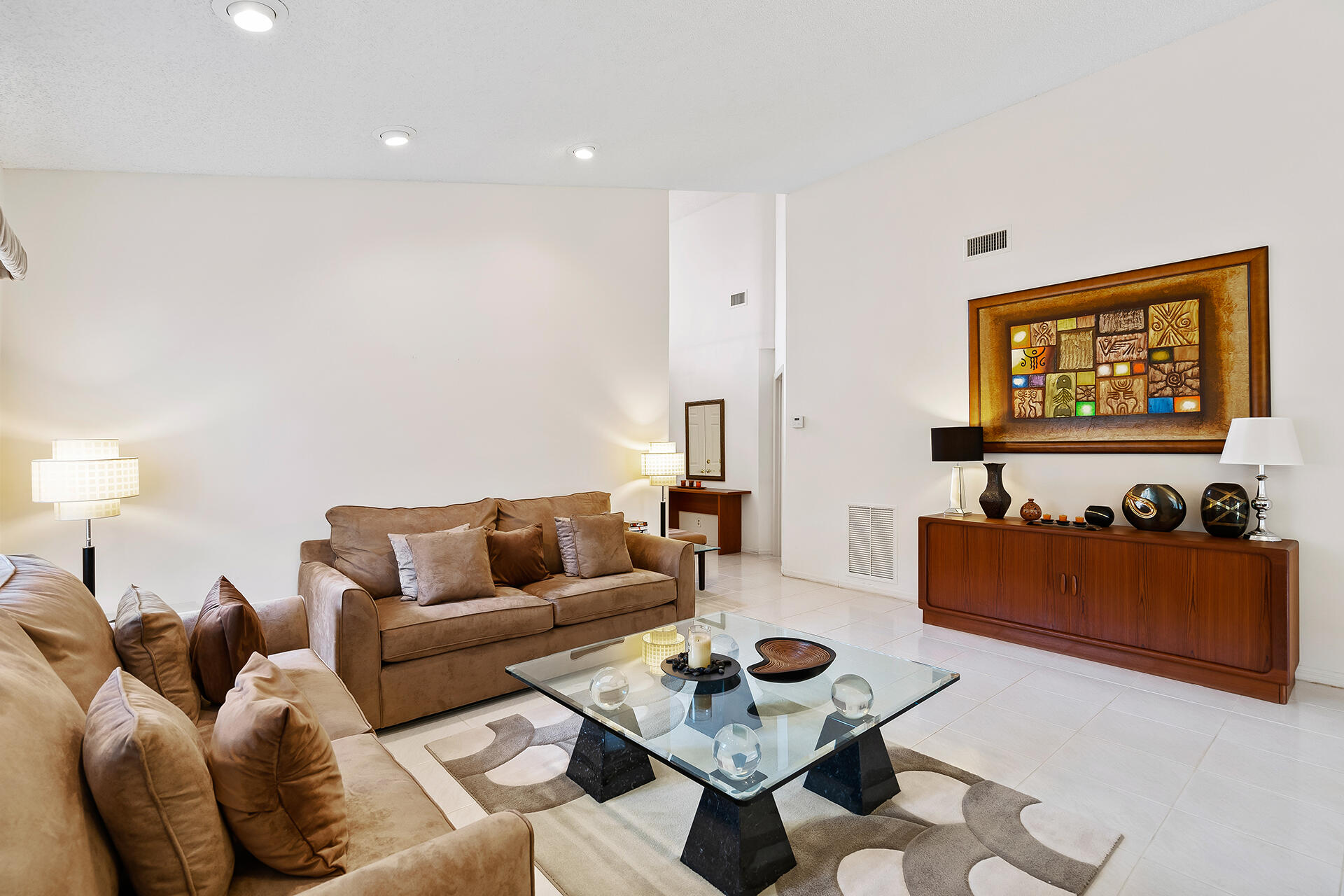 11121 Rios Road Unit: Rd