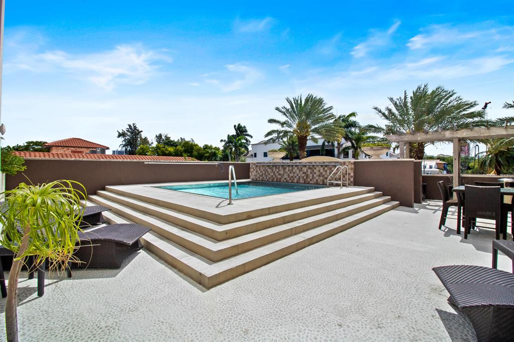 455 E Palmetto Park Road Unit: 4e