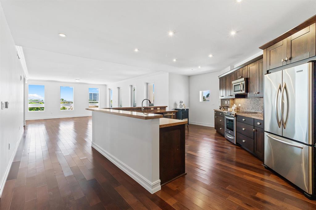455 E Palmetto Park Road Unit: 4e
