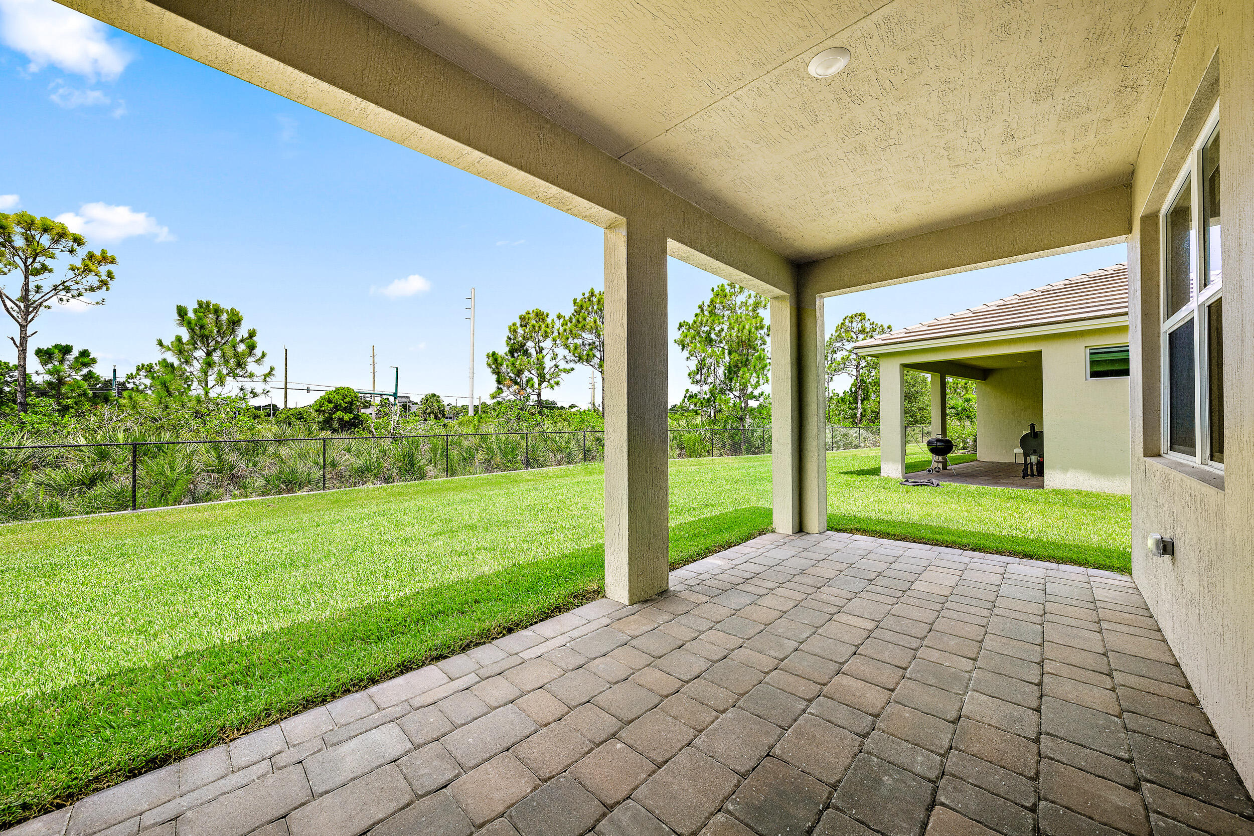 4464 NW King Court