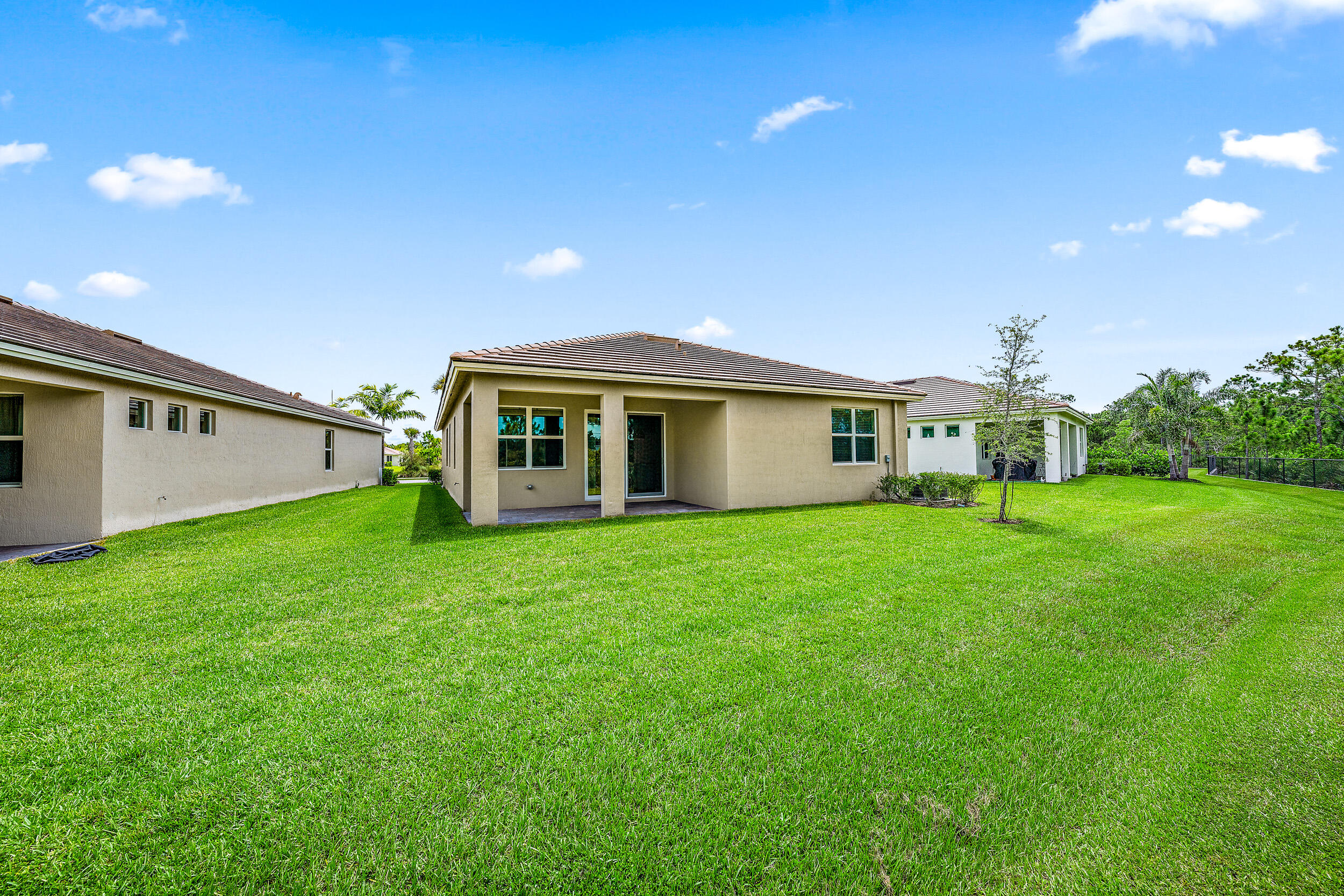 4464 NW King Court
