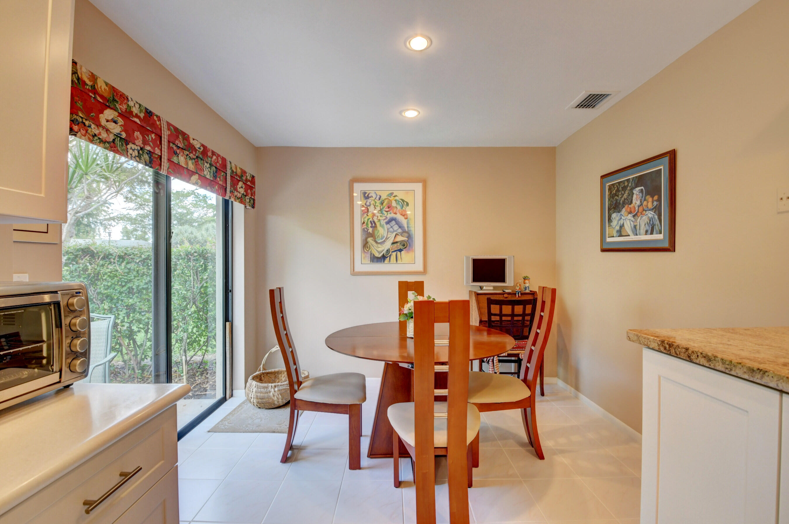 35 Westgate Lane Unit: D
