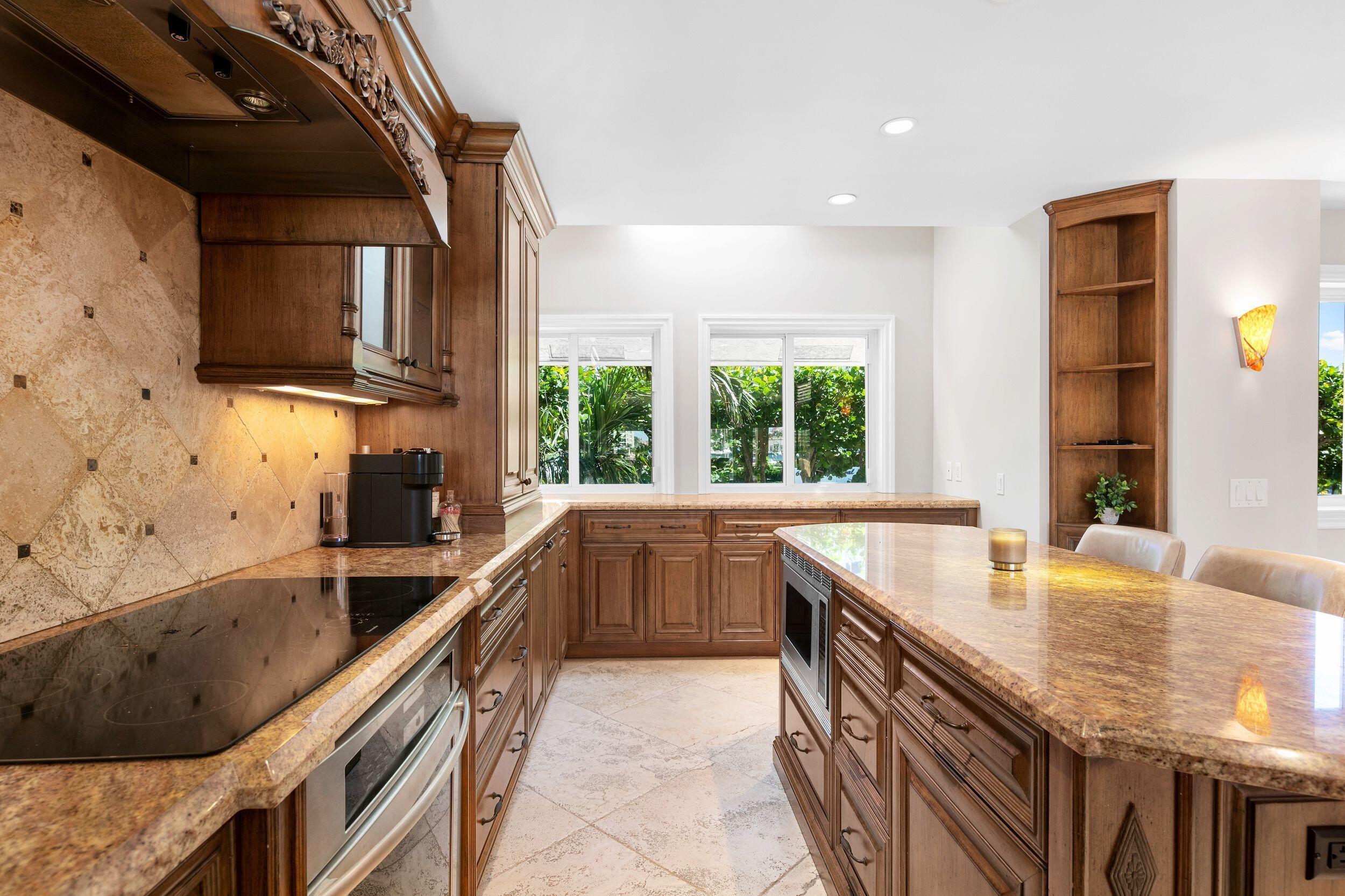 555 S Ocean Boulevard Unit: 4