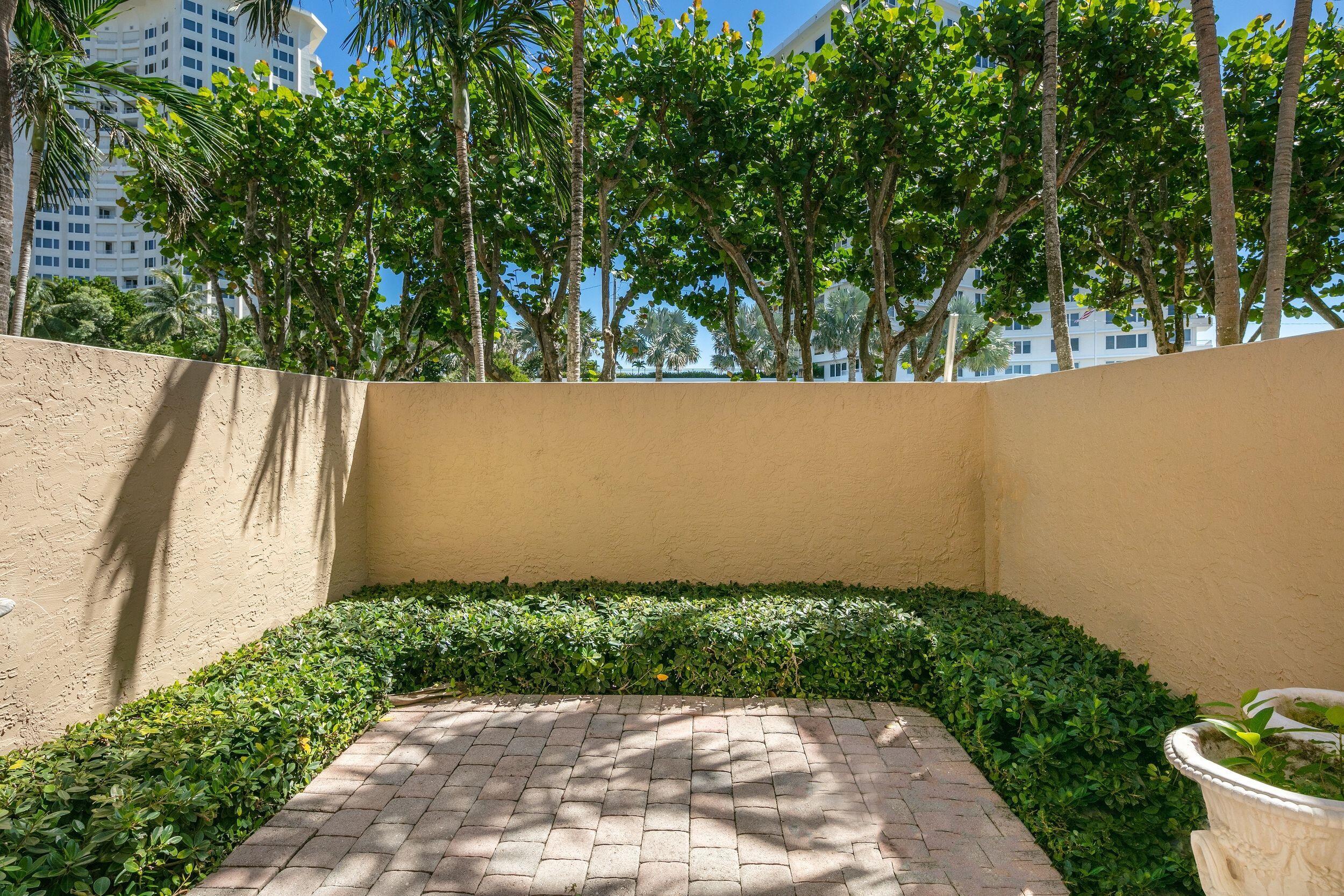 555 S Ocean Boulevard Unit: 4