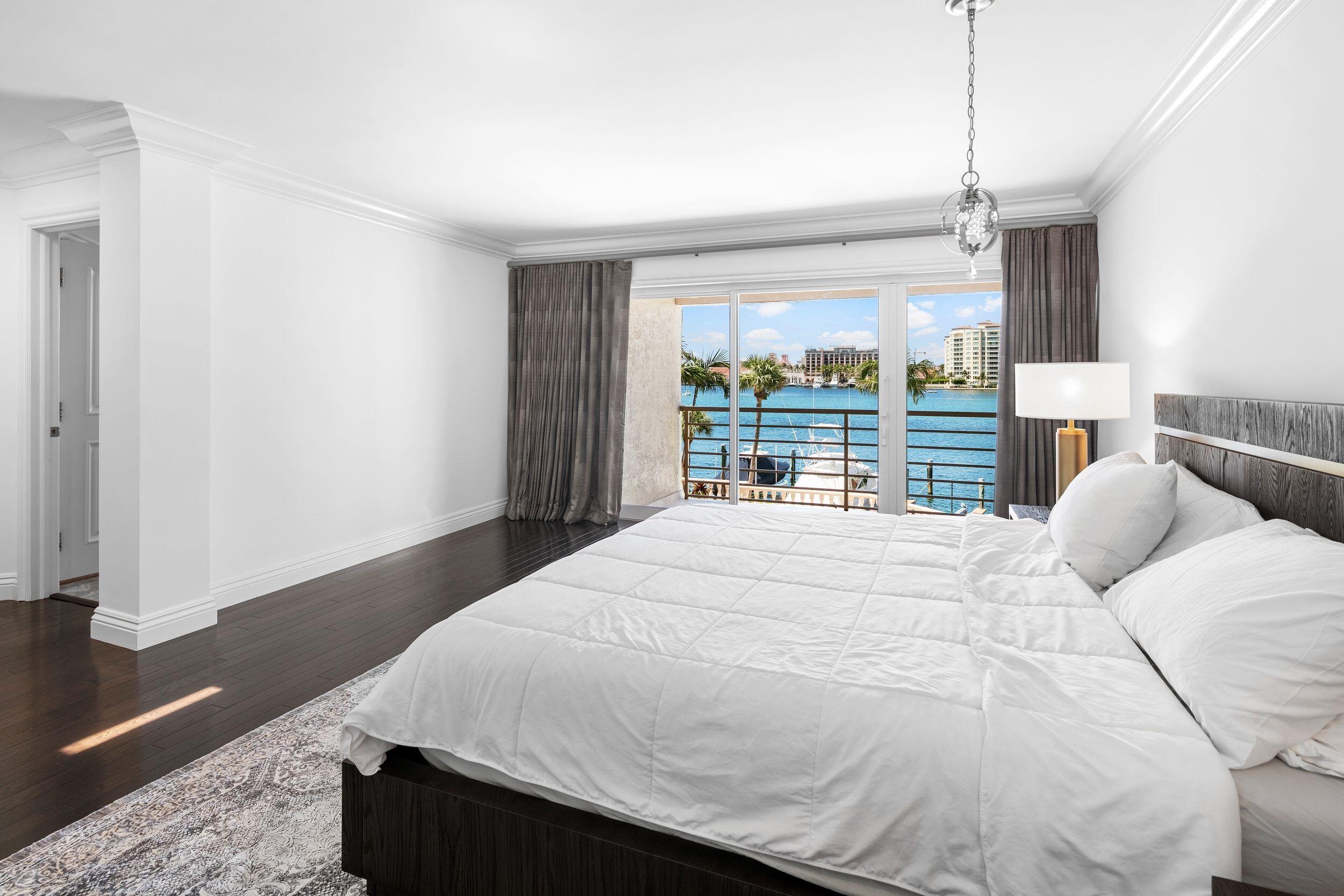 555 S Ocean Boulevard Unit: 4