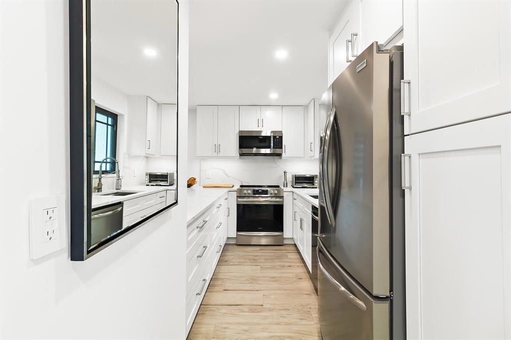 1105 Russell Drive