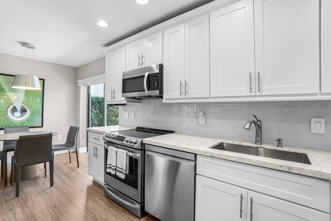 29 Stratford Lane Unit: A
