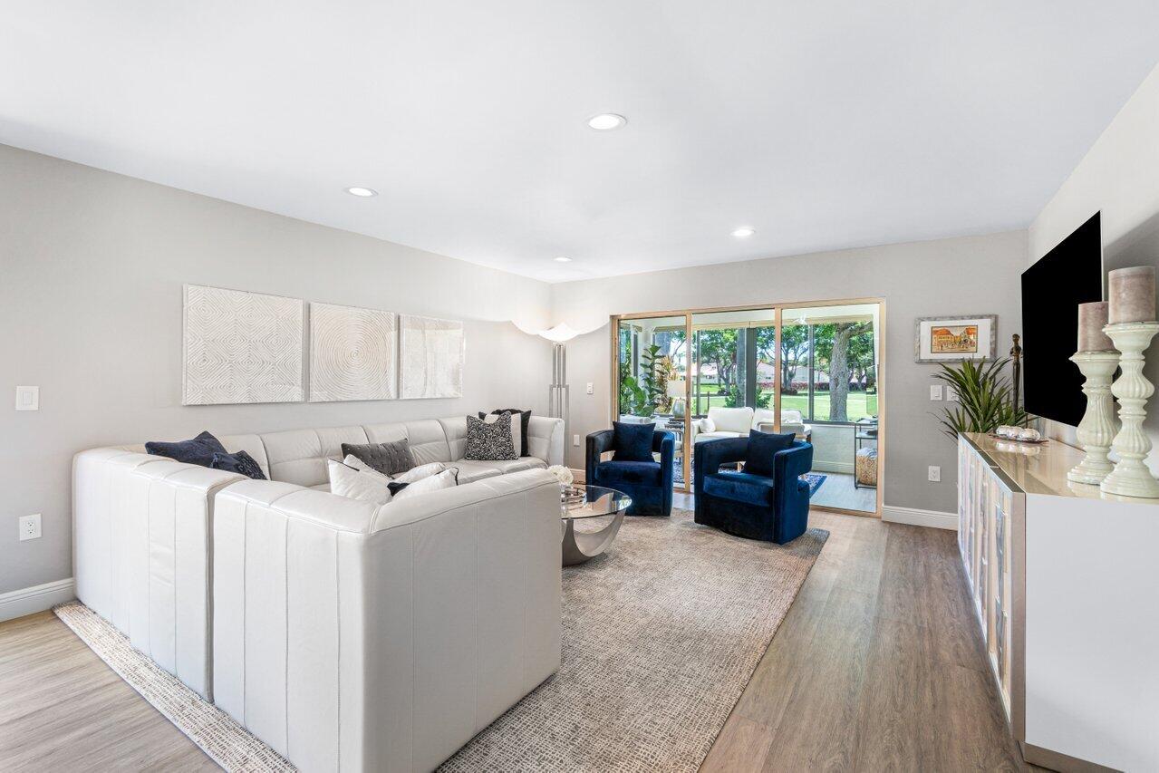 29 Stratford Lane Unit: A
