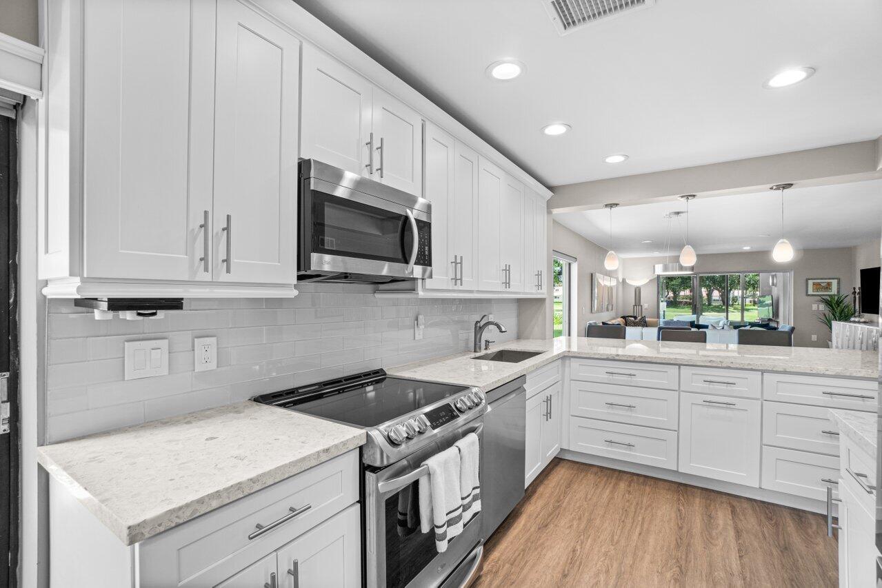 29 Stratford Lane Unit: A