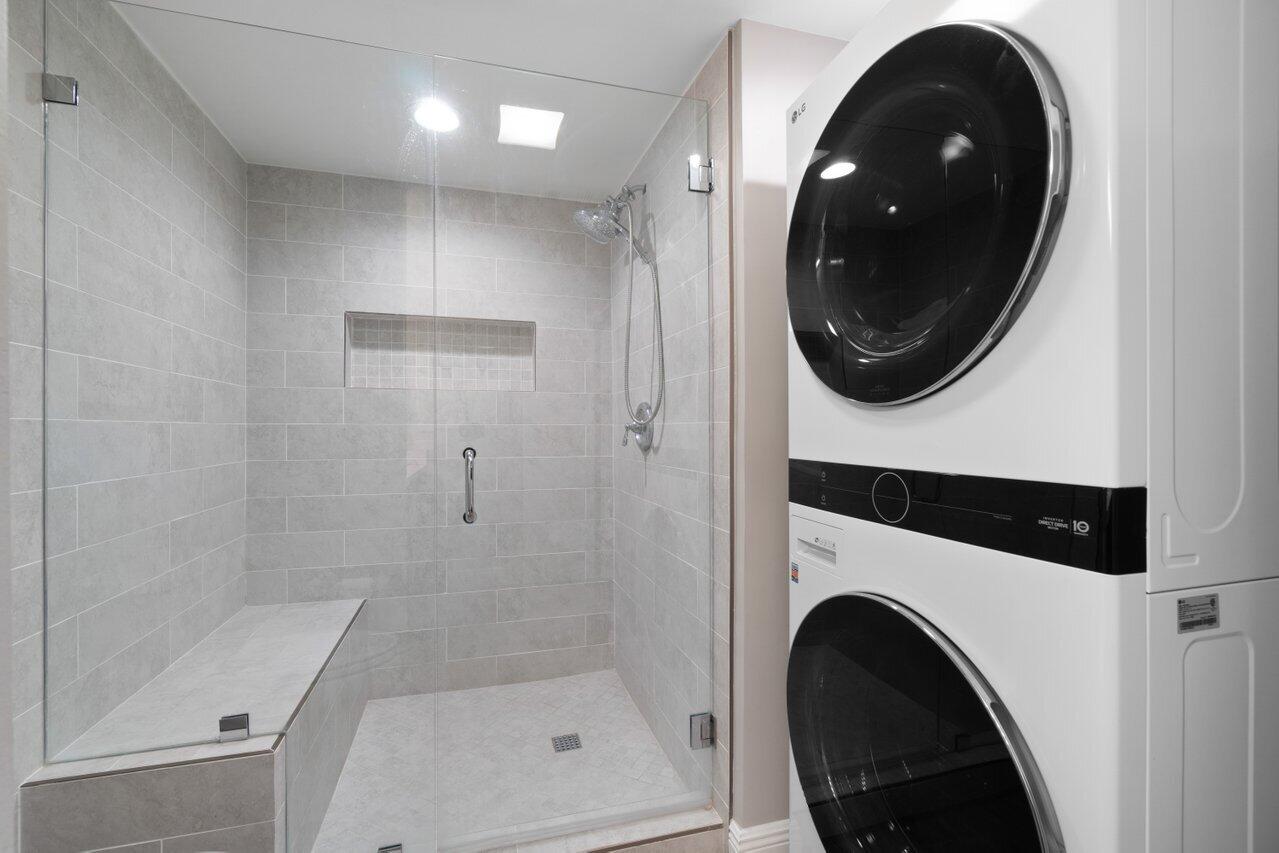 29 Stratford Lane Unit: A