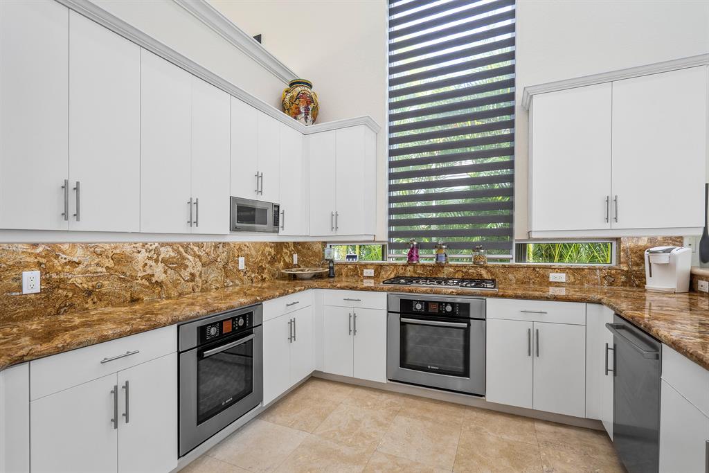 6379 Avalon Pointe Court