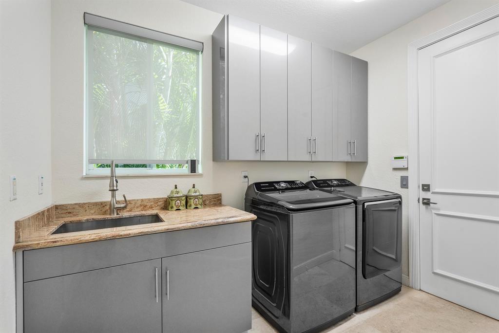 6379 Avalon Pointe Court