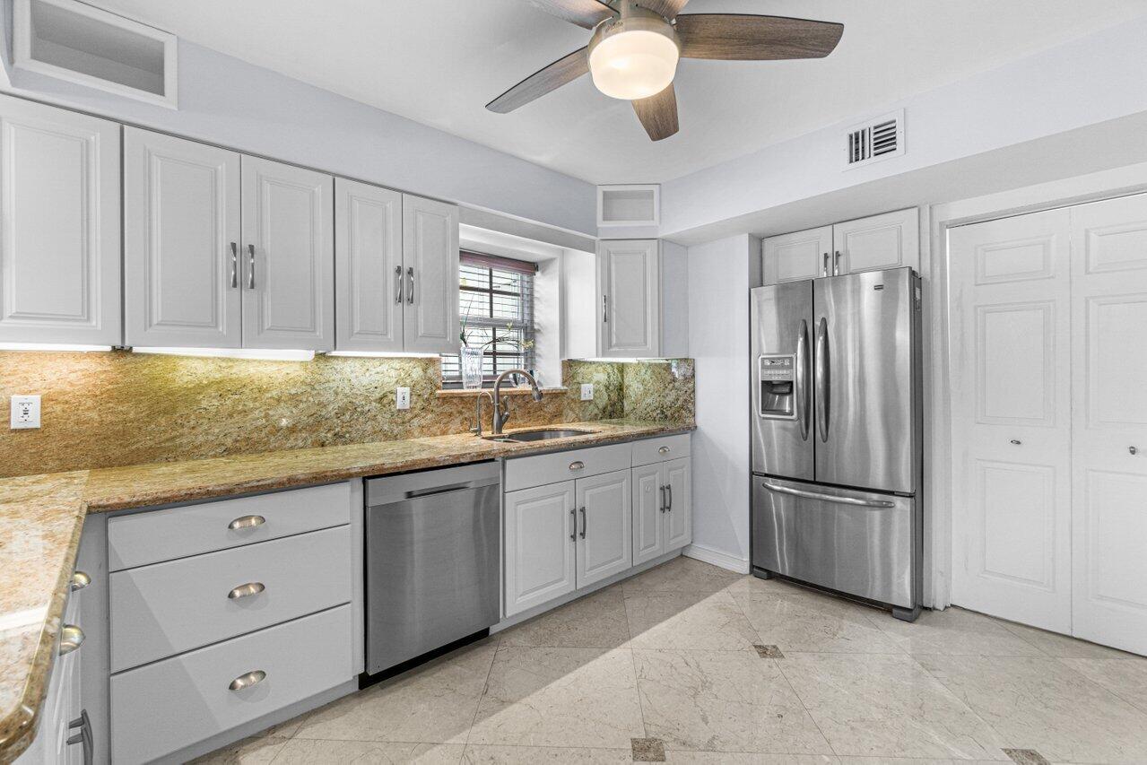 3475 S Ocean Boulevard Unit: 109