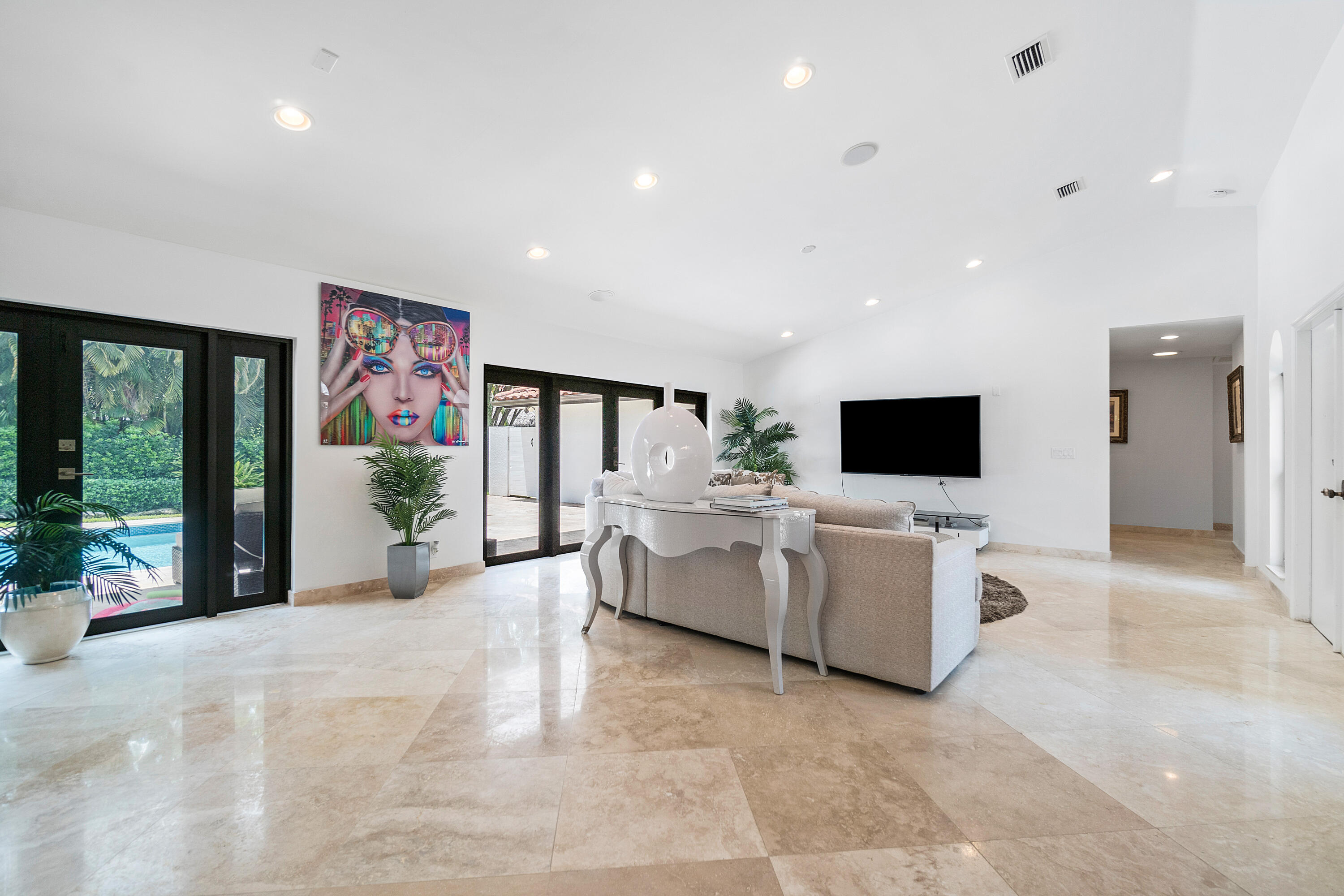 3250 St James Drive