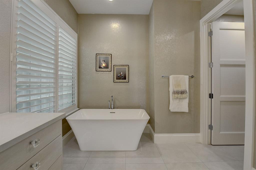 2164 NW 62nd Drive