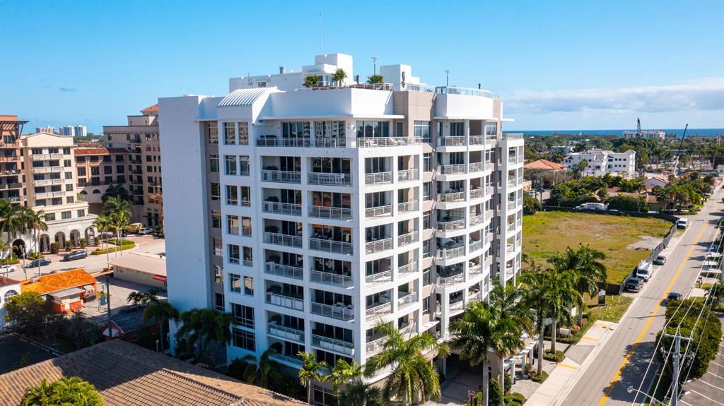 327 E Royal Palm Road Unit: 303