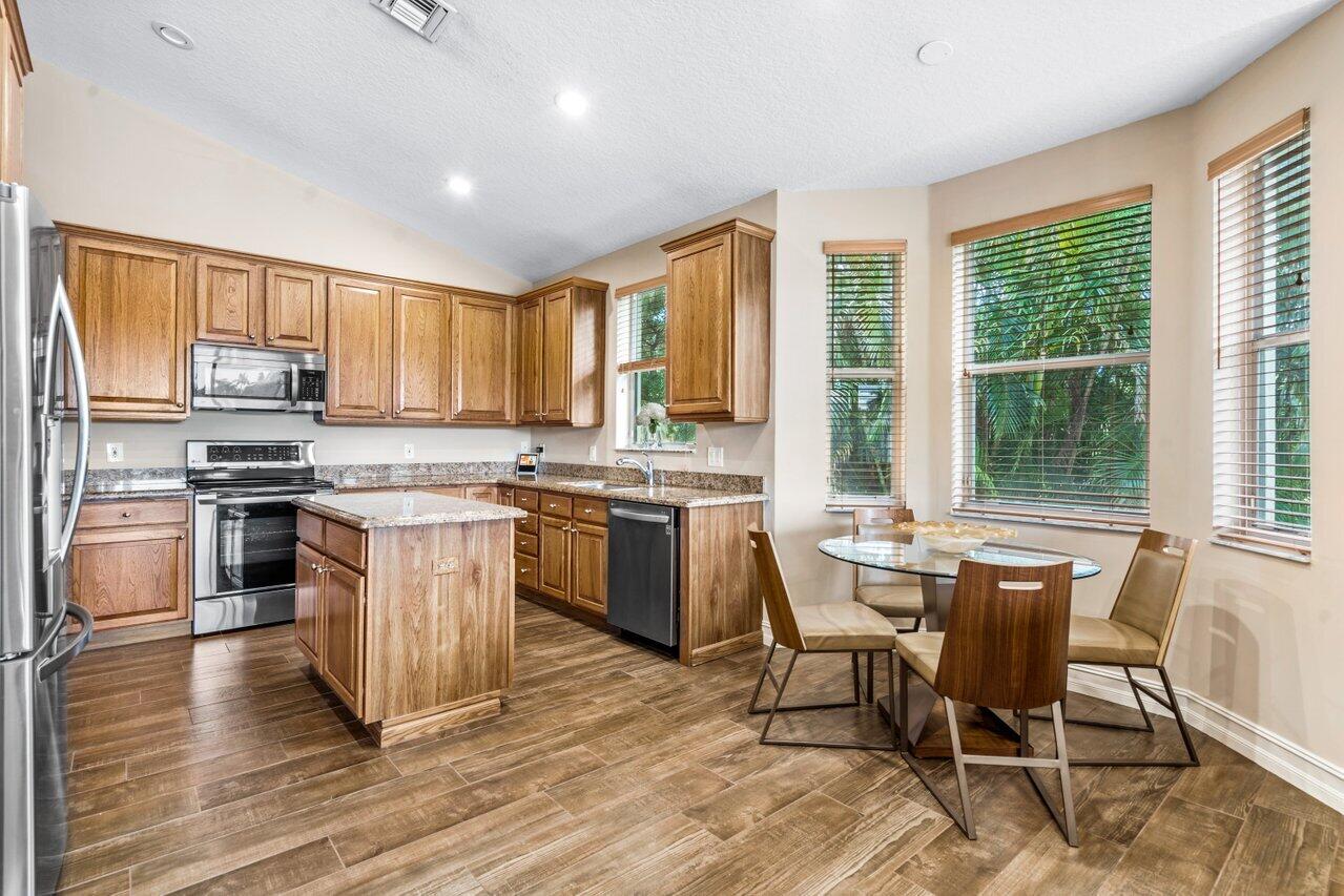 6224 Island Bend Unit: C