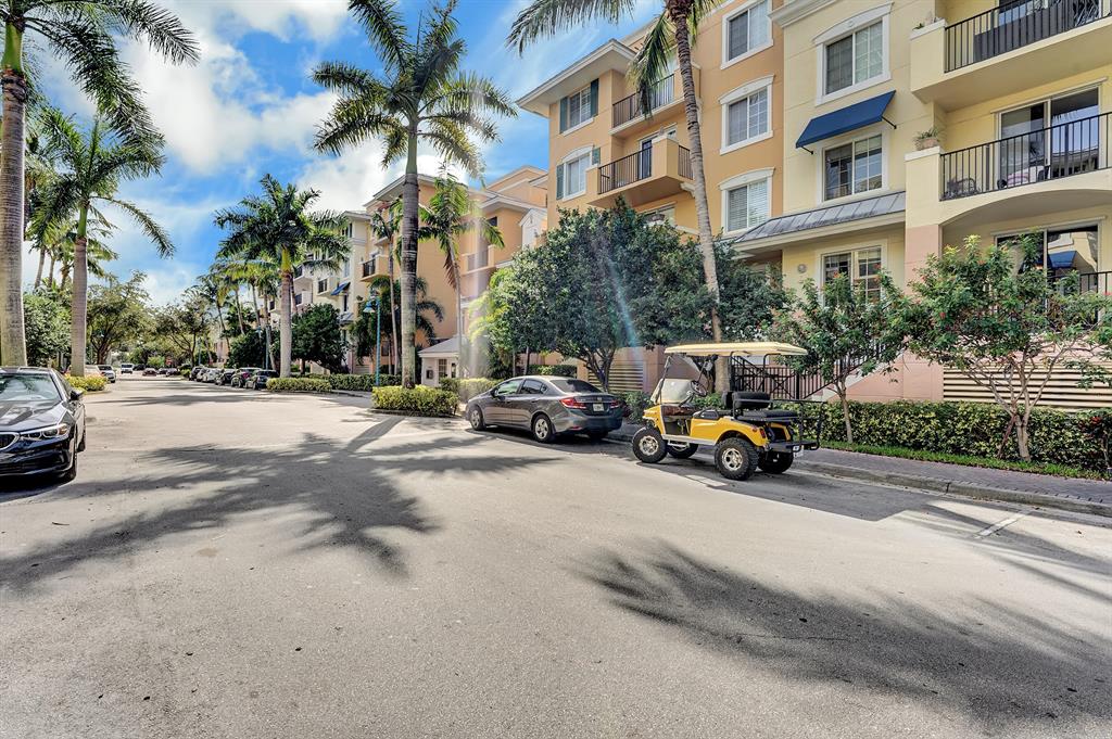 250 NE 3rd Avenue Unit: 1317
