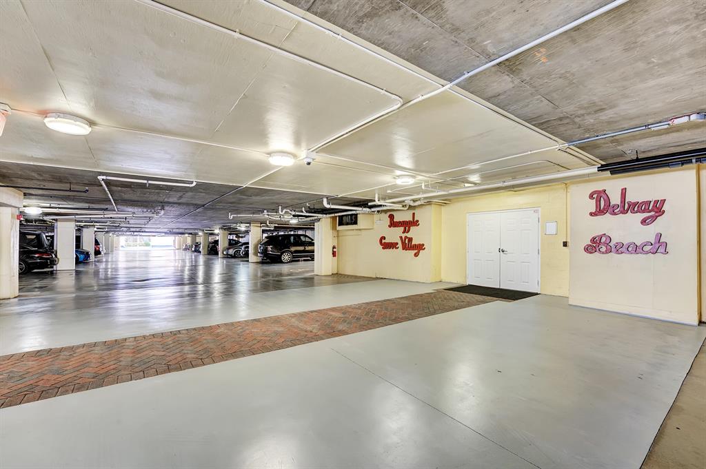 250 NE 3rd Avenue Unit: 1317