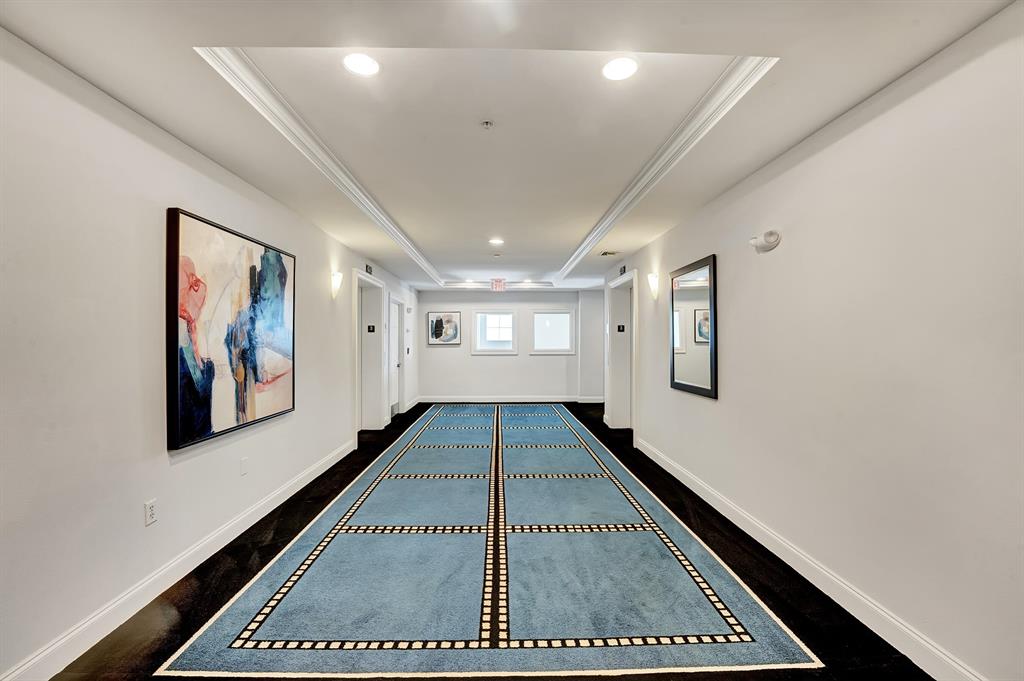 250 NE 3rd Avenue Unit: 1317