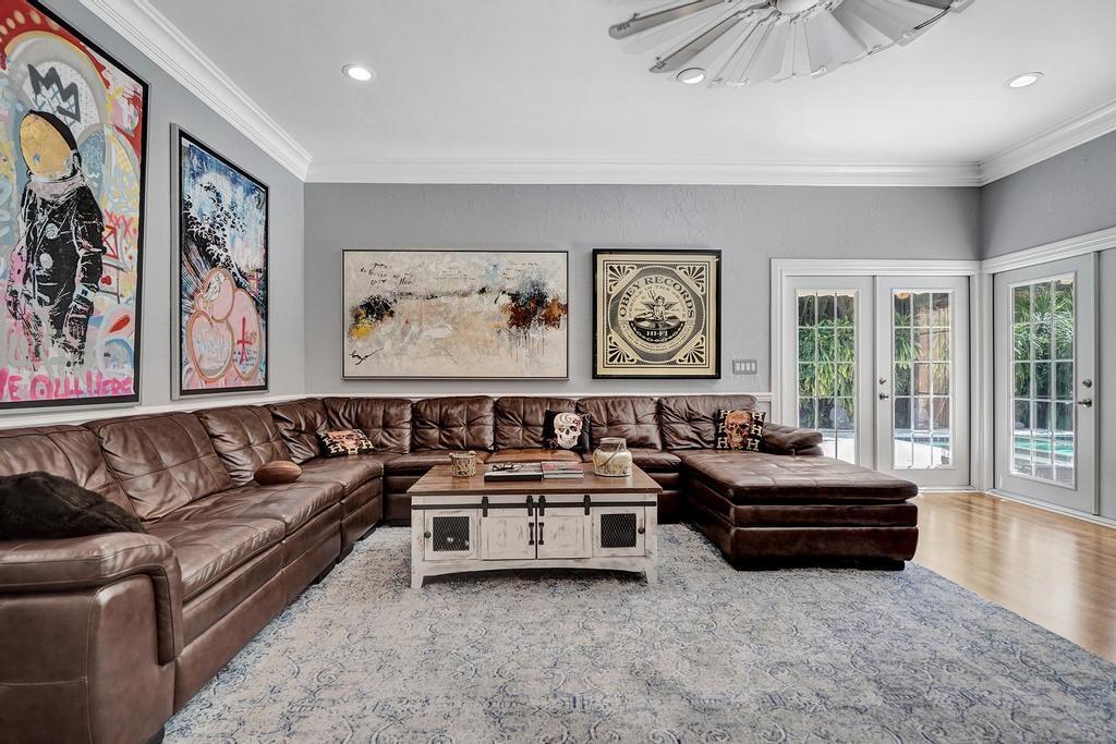 820 Hibiscus Street