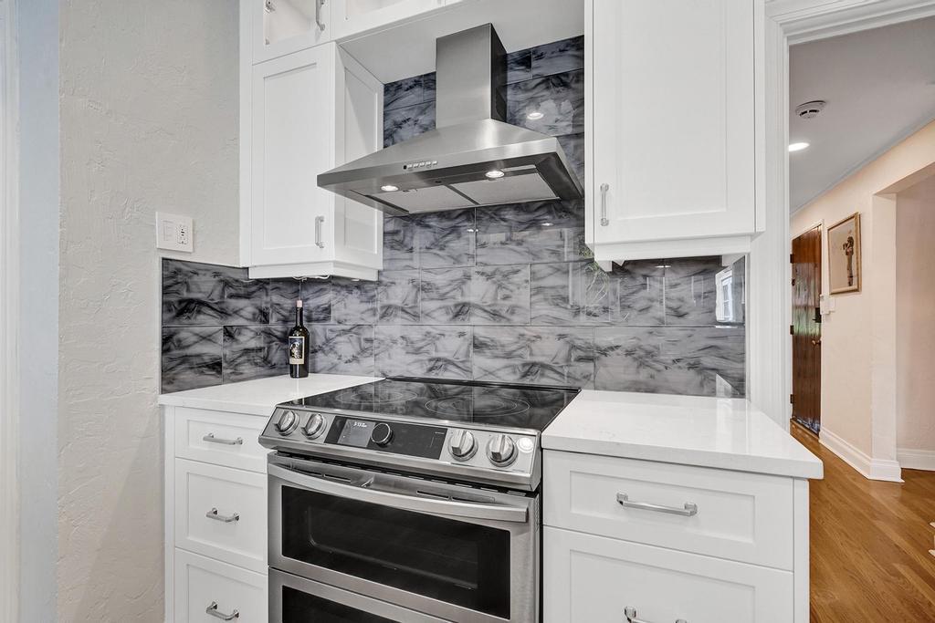 820 Hibiscus Street