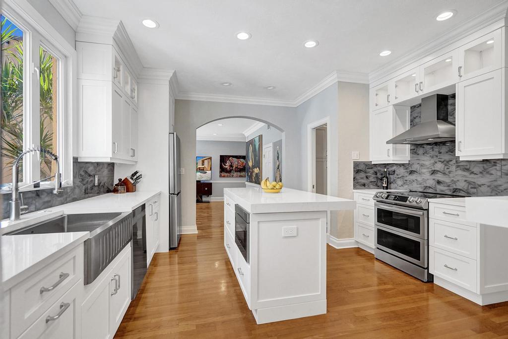 820 Hibiscus Street