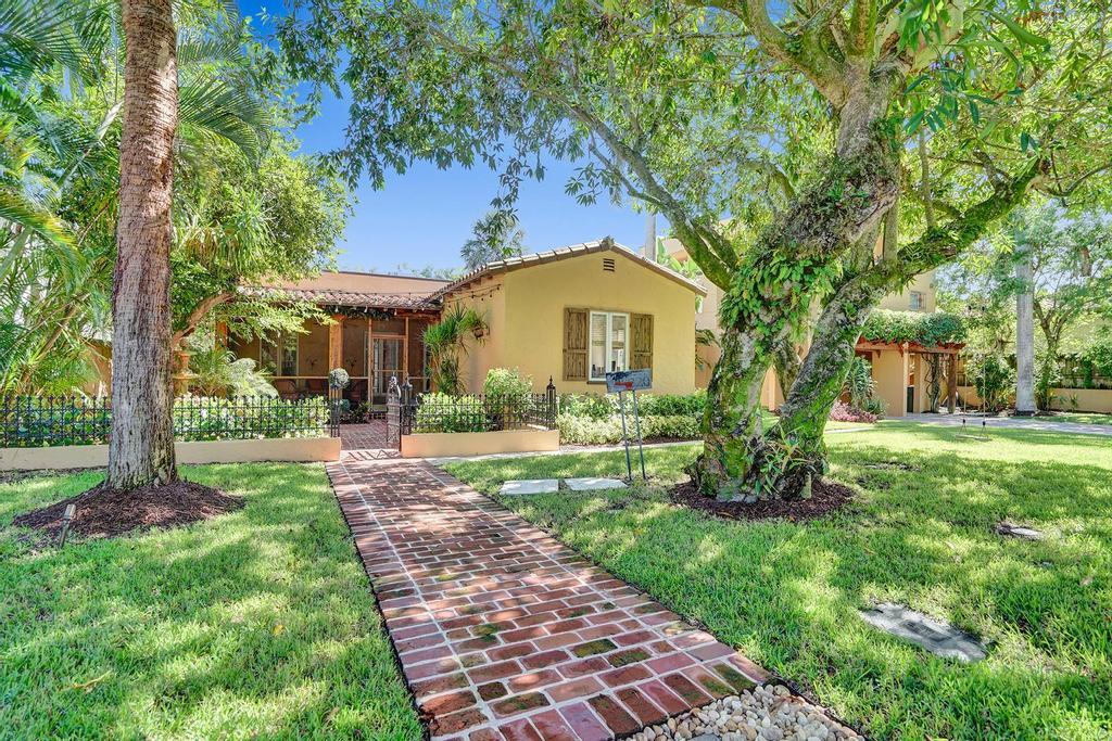 820 Hibiscus Street