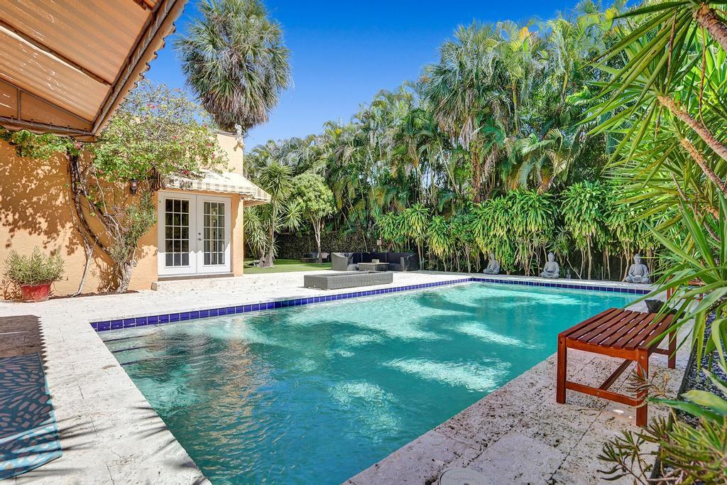 820 Hibiscus Street