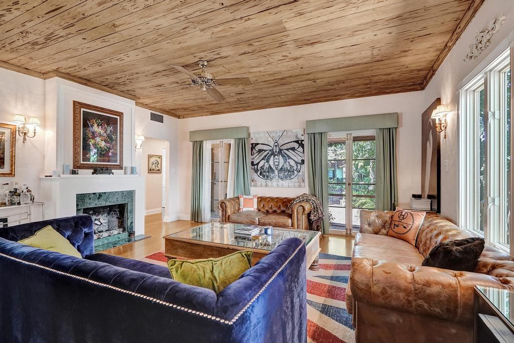 820 Hibiscus Street